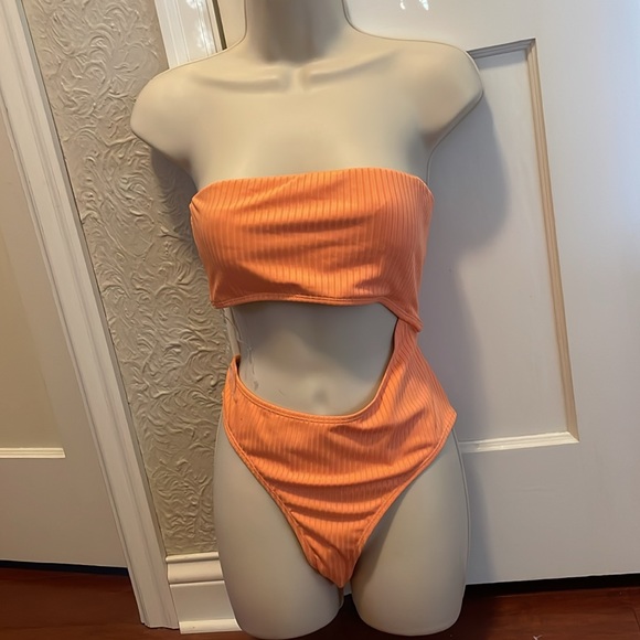 NWT Cotton ON Strapless Cutout Brazillian Cantaloupe Crush - Picture 2 of 3